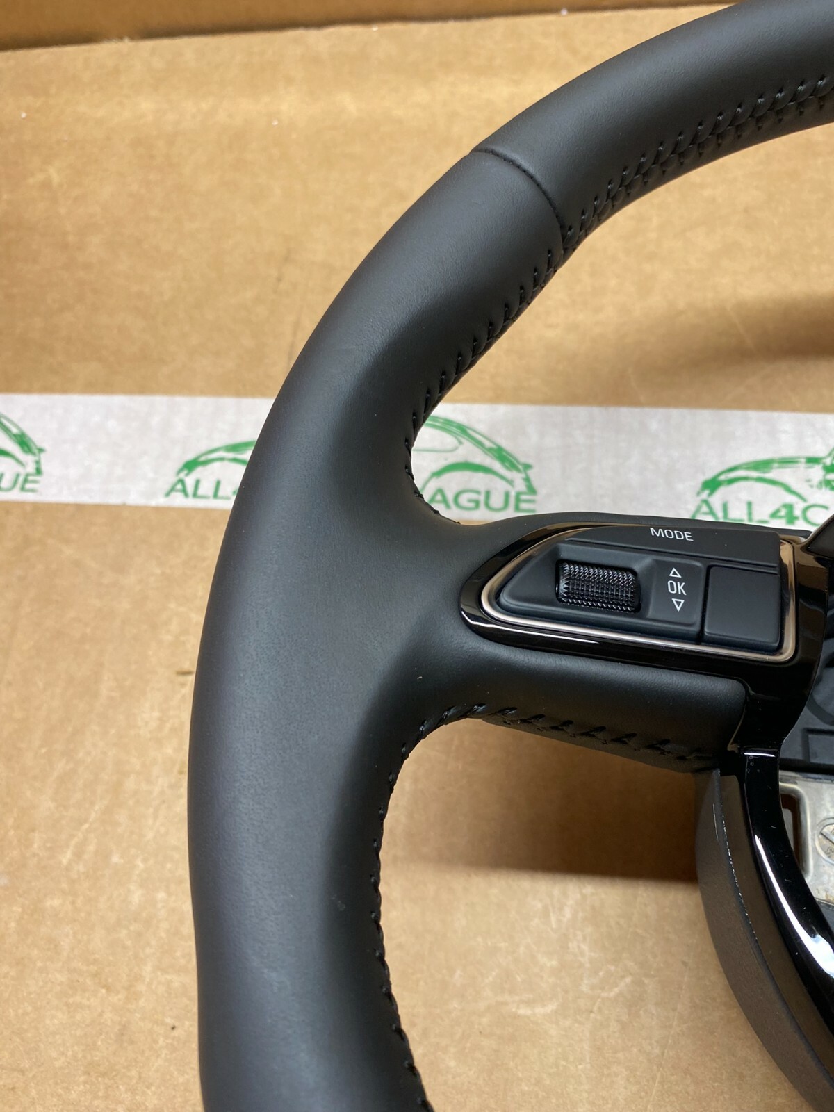 AUDI LEDER SCHWARZ LENKRAD MULTIFUNKTION FÜR AUDI A3,A4,A5,Q5 8U0124B ORIG. - Obrázek 9