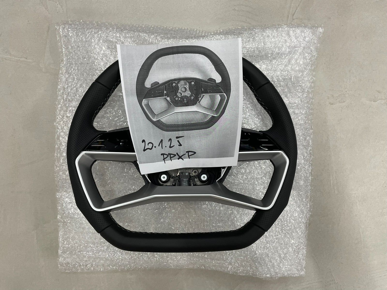 AUDI Q4 Q5 Q6 AUDI LEDER LENKRAD GELOCHT ABGEFLACHT PADELS 8B3419091F NEU ORIG - Obrázek 21