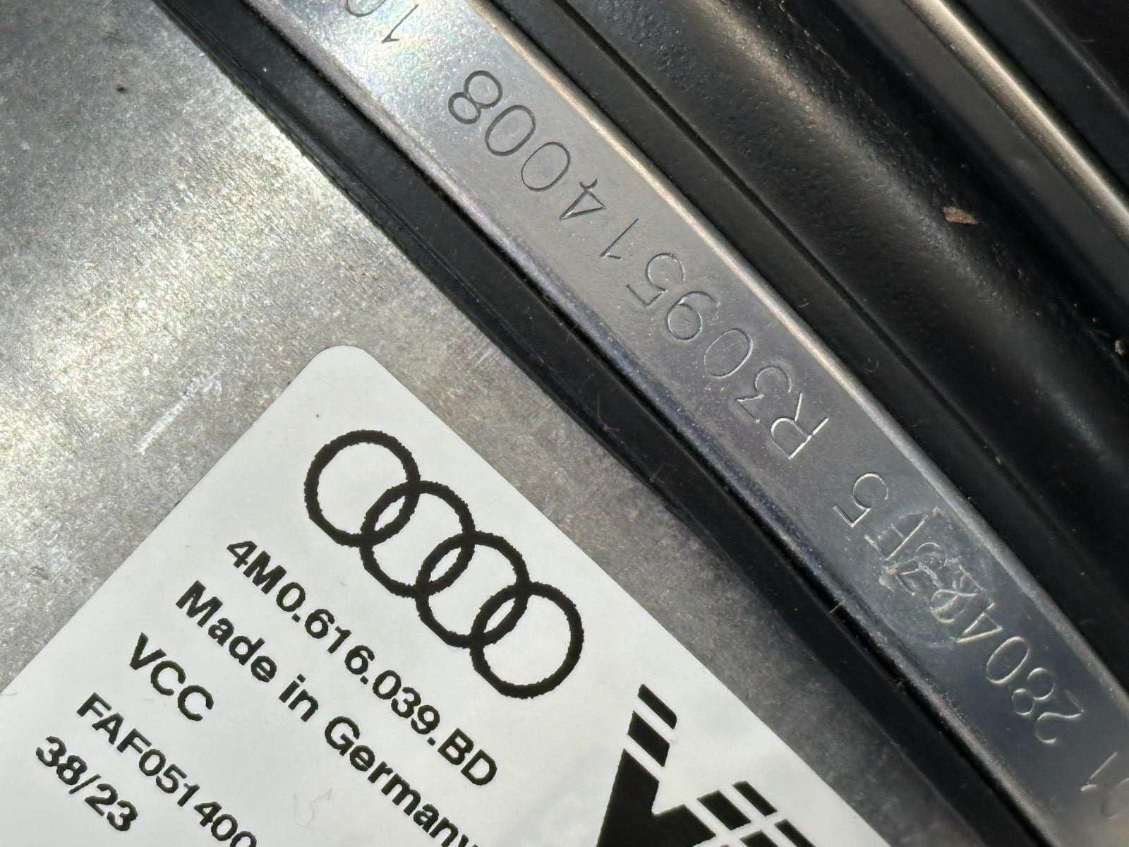 AUDI Q7 LUFT STOßDÄMPFER LINKS - RECHTS VORN 4M0616039AT = 4M0616039BD ORIG.NEU - Obrázek 12