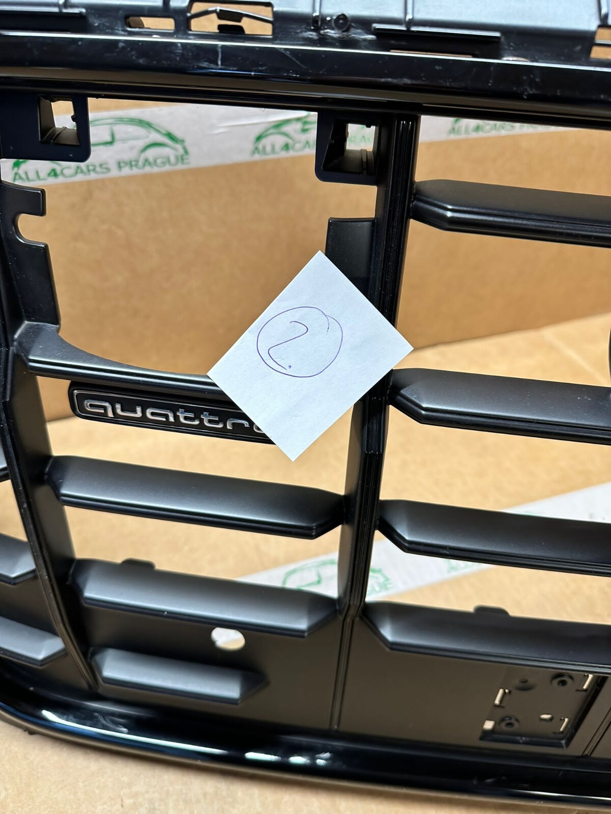 AUDI Q8 KÜHLERGRILL 4M8853651AF 4M8853651AG 4M8853651AH ORIGINAL NO.2 - Obrázek 12