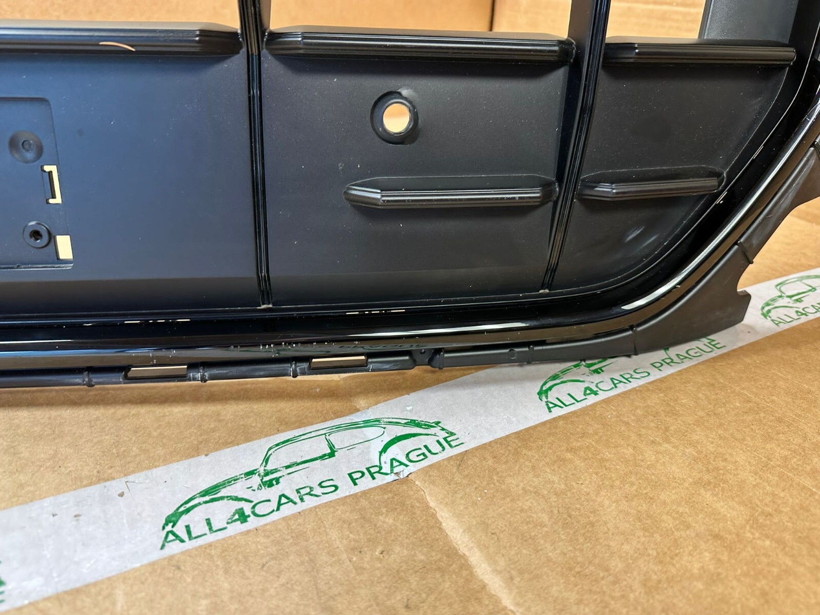 AUDI Q8 KÜHLERGRILL 4M8853651AF 4M8853651AG 4M8853651AH ORIGINAL NO.2 - Obrázek 4