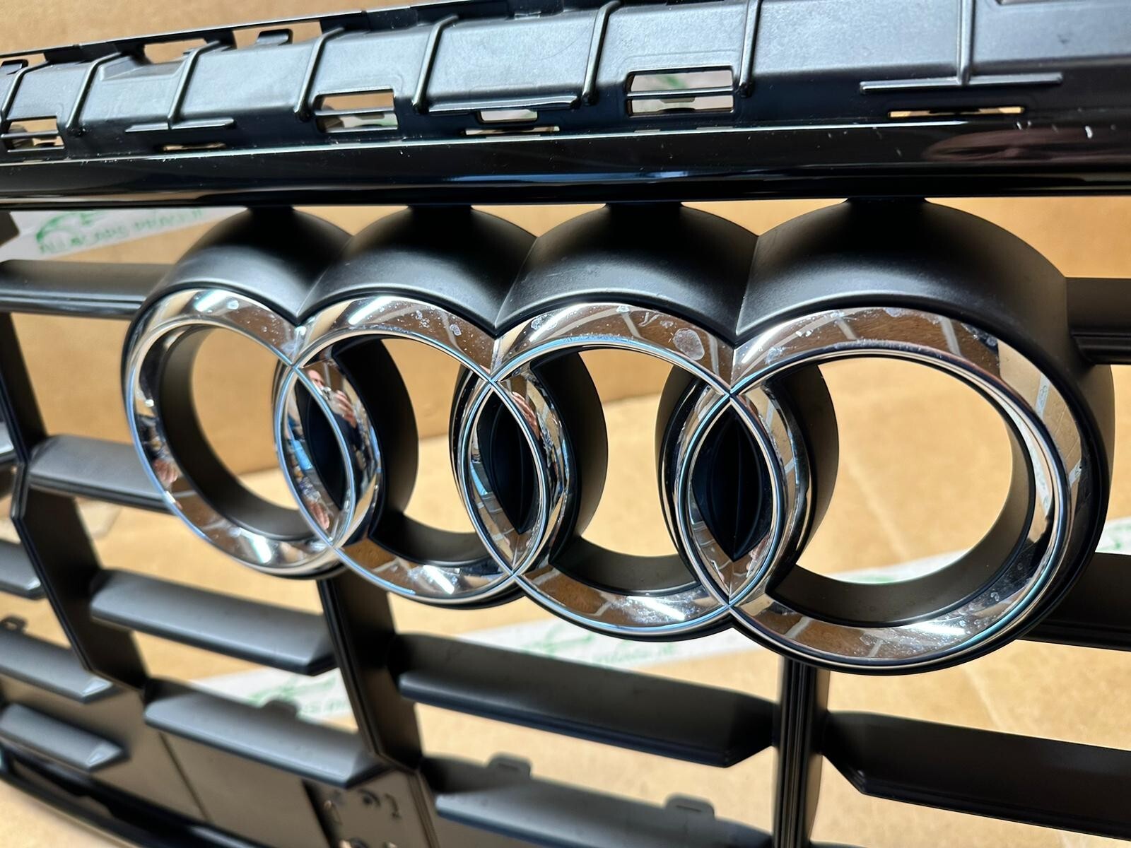 AUDI Q8 KÜHLERGRILL 4M8853651AF 4M8853651AG 4M8853651AH ORIGINAL NO.4 - Obrázek 7