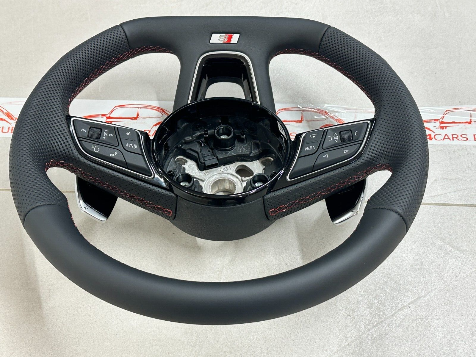 AUDI S4 S5 8W SPORT LEDER LENKRAD ABGEFLACHT GELOCHT MIT PADELS 8W0419091GF NEU - Obrázek 7