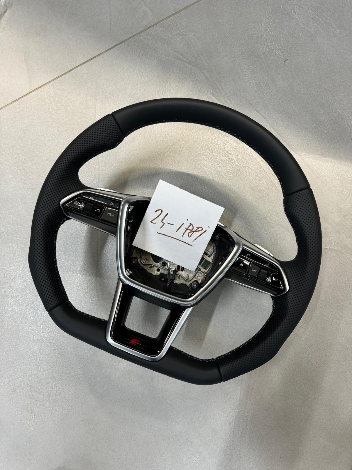 AUDI S6,A6,A7,A8 C8 SPORT LEDER LENKRAD S ABGEFLACHT-Fast Neu-Dem vom Neu Wagen - Obrázek 25