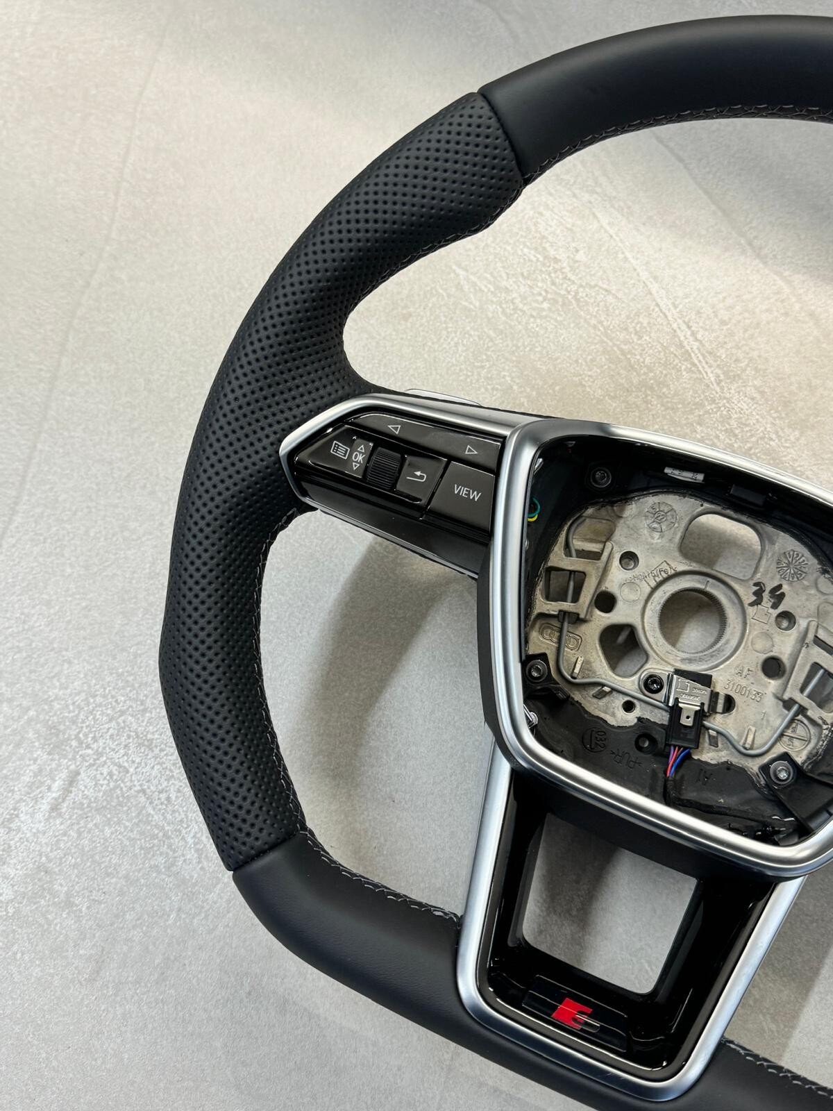 AUDI S6,A6,A7,A8 C8 SPORT LEDER LENKRAD S ABGEFLACHT-Fast Neu-Dem vom Neu Wagen - Obrázek 9