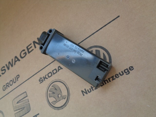 AUDI VW BENTLEY ANTENNE SENZOR REIFENDRUCKKONTROLLE 8E0907277 Orig. Teil - Obrázek 12