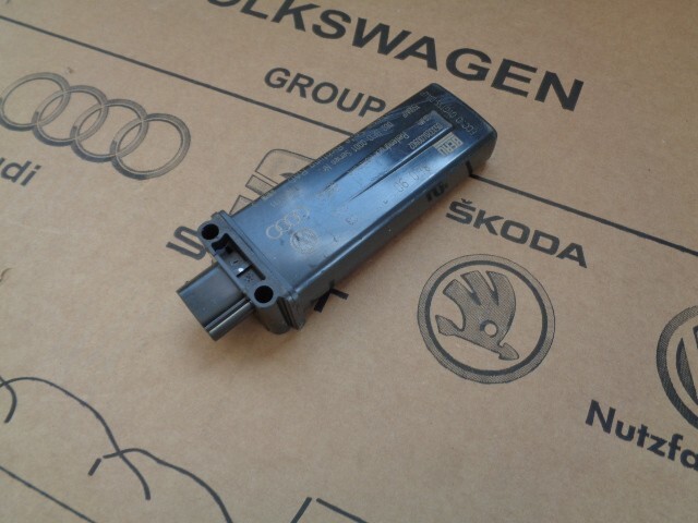 AUDI VW BENTLEY ANTENNE SENZOR REIFENDRUCKKONTROLLE 8E0907277 Orig. Teil - Obrázek 8