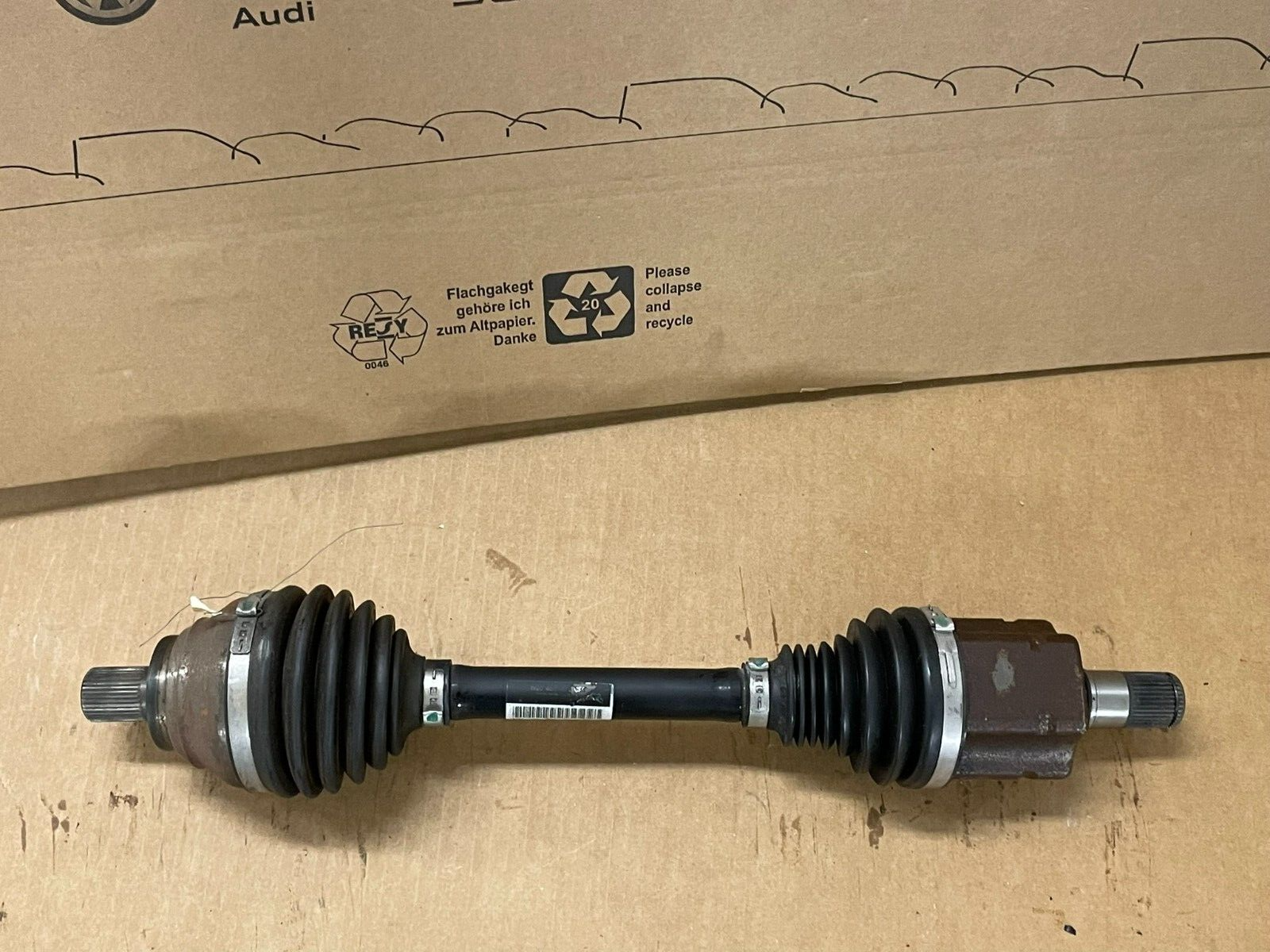 AUDI VW ŠKODA SEAT GELENKWELLE MIT GLEICHLAUFGELENKEN LINKS 5Q0407271CM TEST CAR