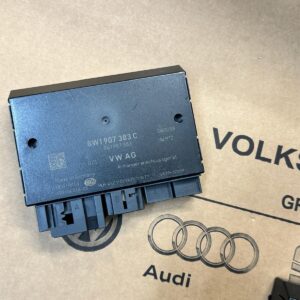 AUDI, VW TOUAREG ANHÄNGERKUPPLUNG STEUERGERÄT 8W1907383C ORIGINAL NEU!!!
