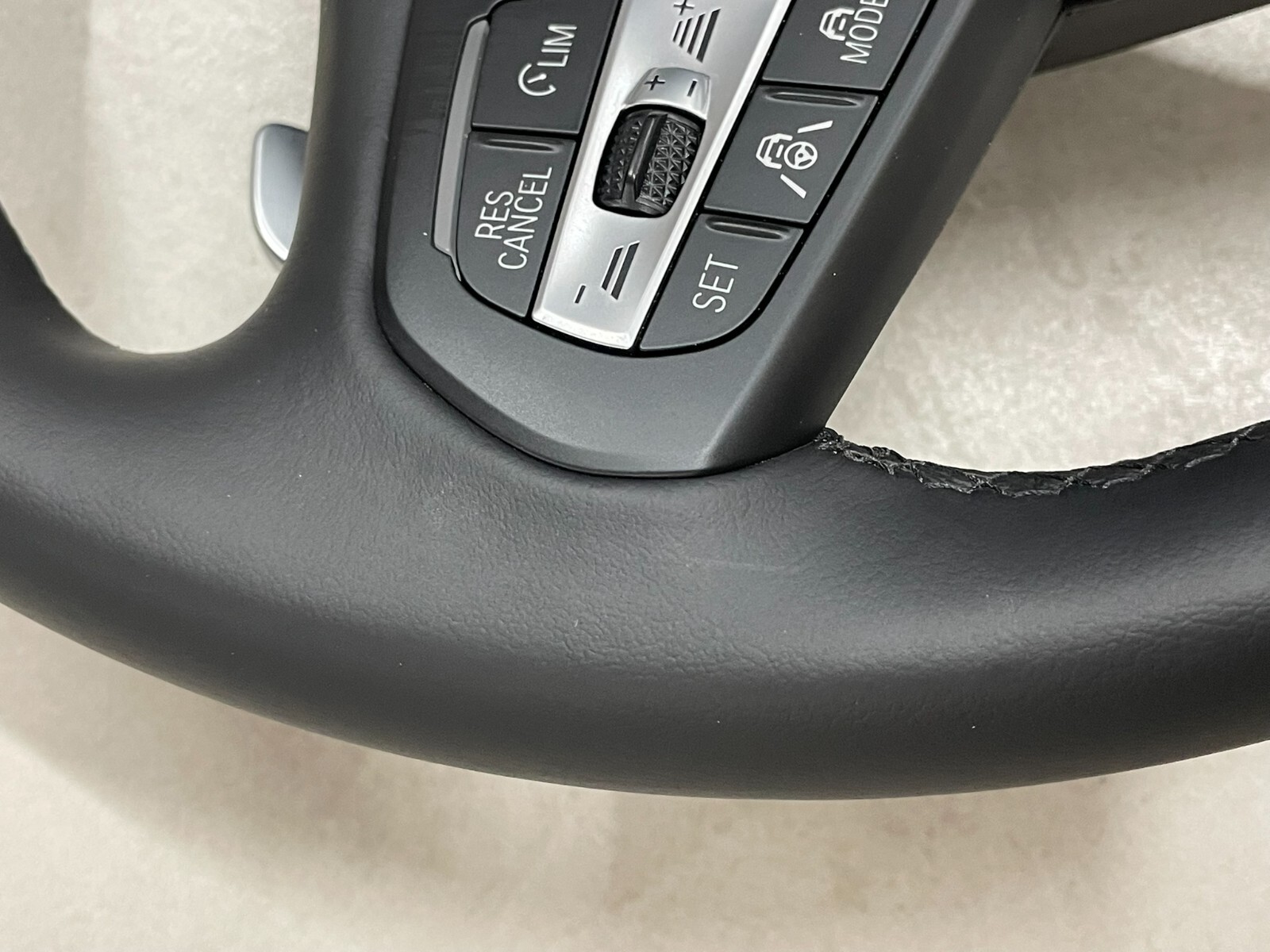 BMW 5, 6, 7 G30 G31 G32 G11 MULTIFUNKCIONAL LEATHER STEERING WHEEL WITH PADDELS - Obrázek 11