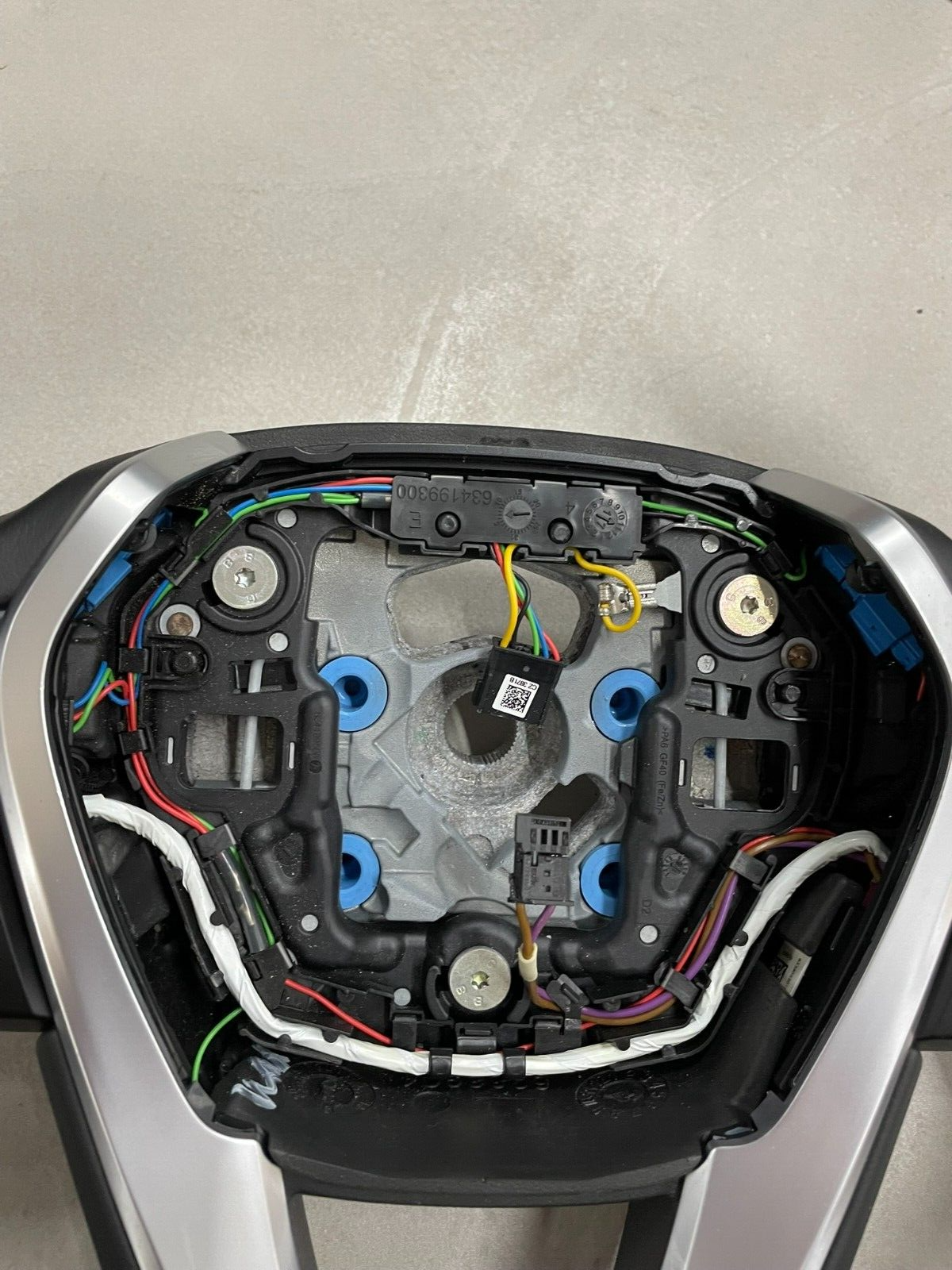 BMW 5, 6, 7 G30 G31 G32 G11 MULTIFUNKCIONAL LEATHER STEERING WHEEL WITH PADDELS - Obrázek 5