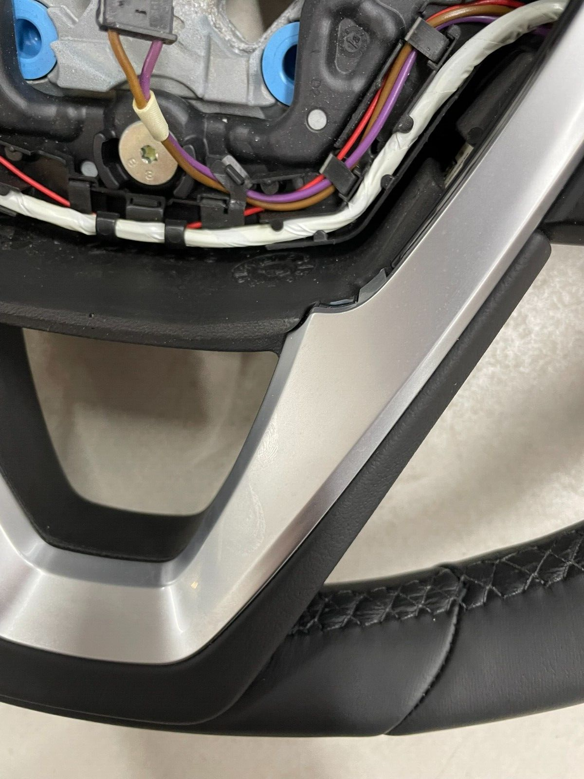 BMW 5, 6, 7 G30 G31 G32 G11 MULTIFUNKCIONAL LEATHER STEERING WHEEL WITH PADDELS - Obrázek 7