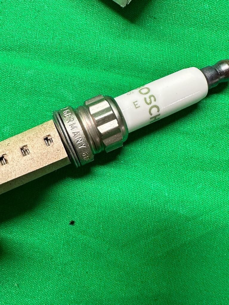 BMW ZÜNDKERZE - BMW 1,3,5,7,X6,Z4 / N54,N54T ZÜNDKERZE 12120037244 ORIG.BMW TEIL - Obrázek 11