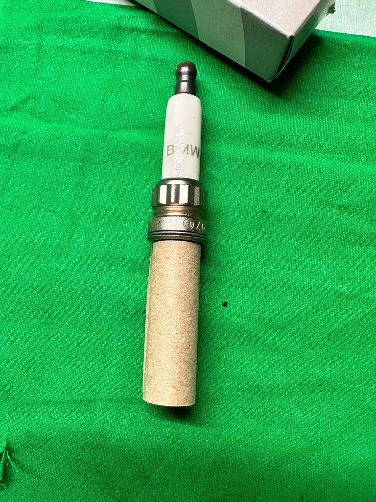 BMW ZÜNDKERZE - BMW 1,3,5,7,X6,Z4 / N54,N54T ZÜNDKERZE 12120037244 ORIG.BMW TEIL - Obrázek 16