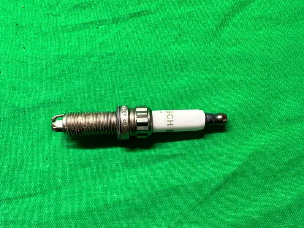 BMW ZÜNDKERZE - BMW 1,3,5,7,X6,Z4 / N54,N54T ZÜNDKERZE 12120037244 ORIG.BMW TEIL - Obrázek 5