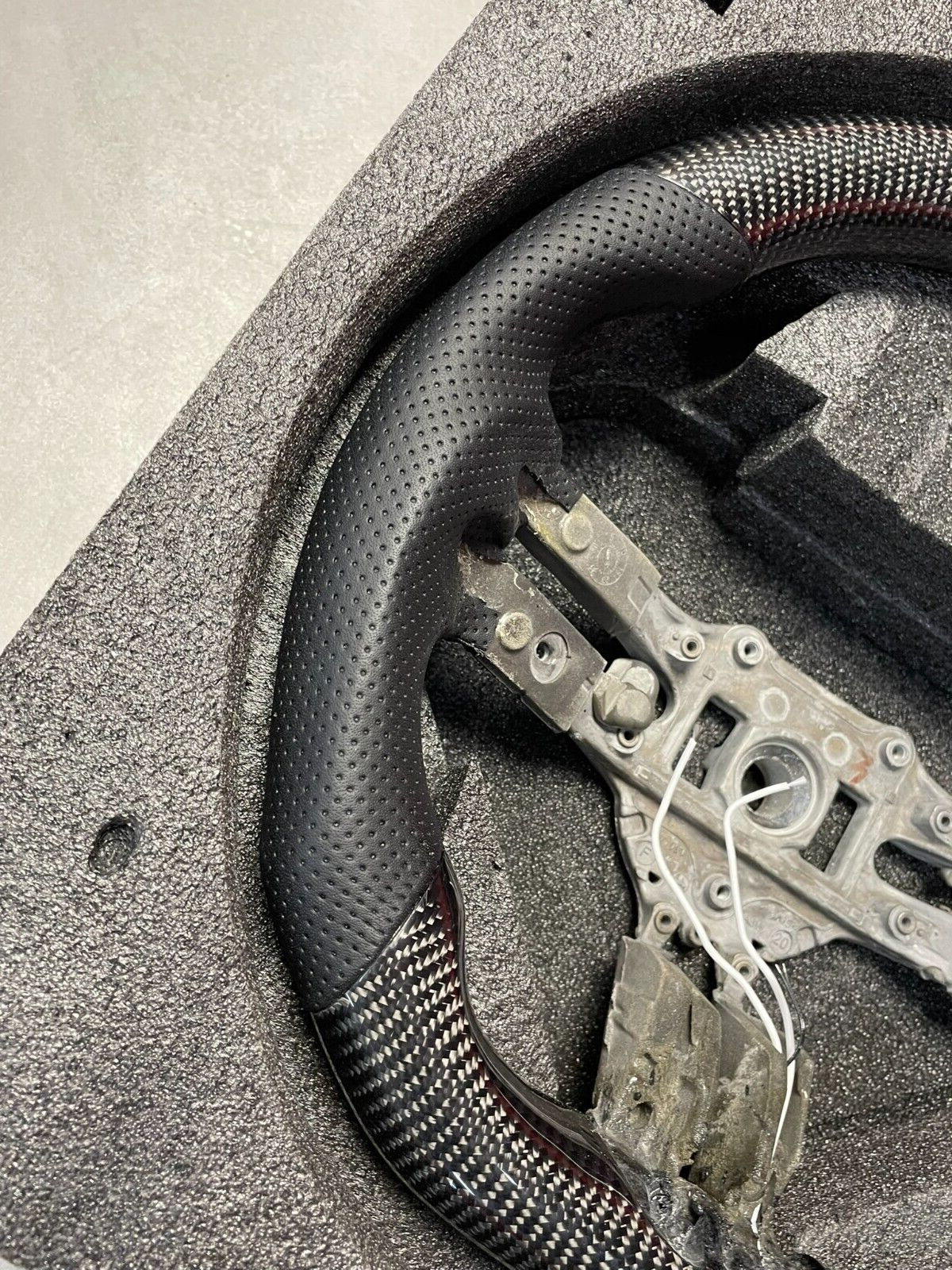 CARBON LEDER LENKRAD FÜR MERCEDES BENZ AMG LEERES RAHMEN INDIVIDUEL PRODUKT - Obrázek 4