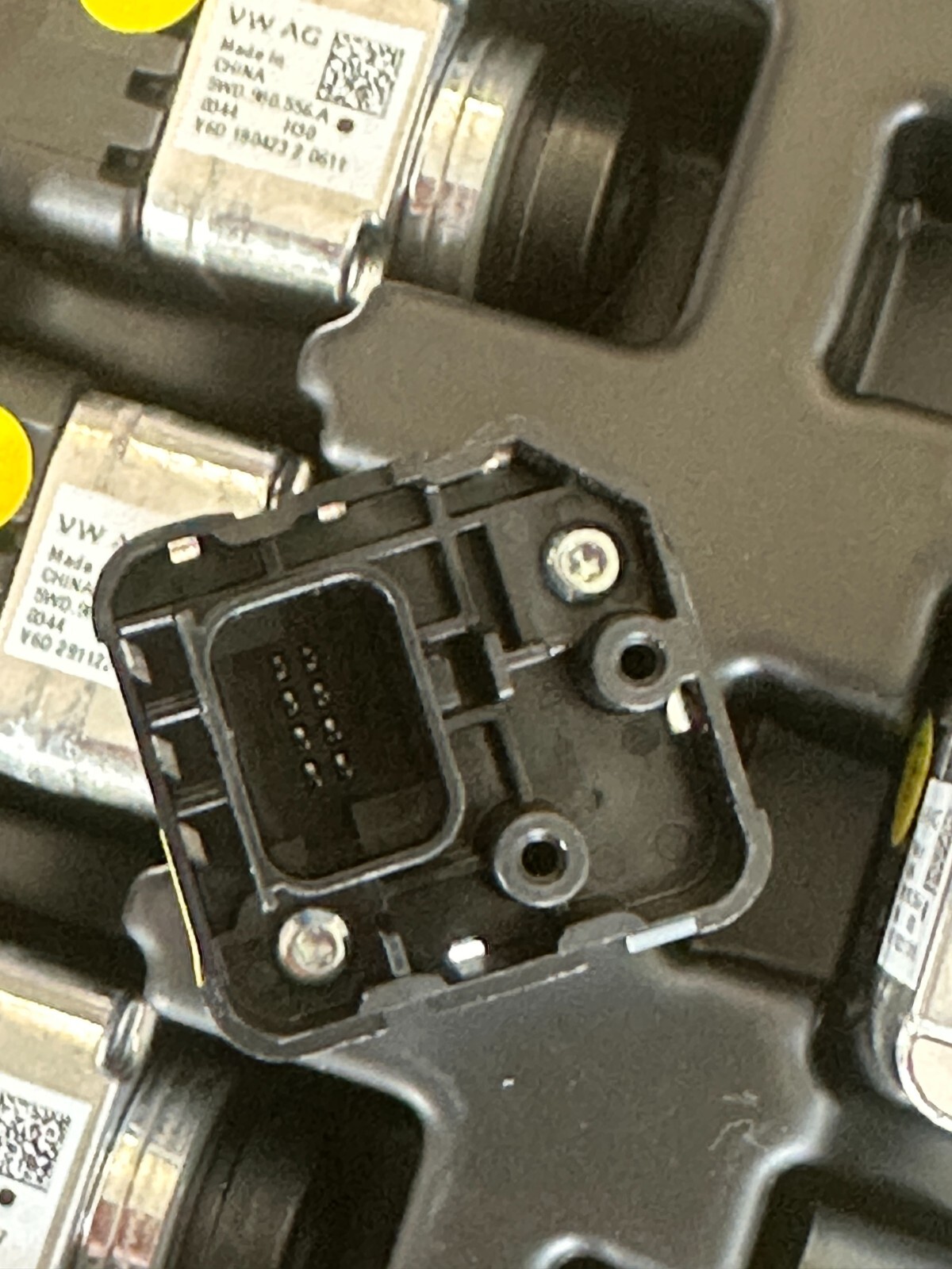 KAMERA VW ŠKODA AUDI RÜCKFAHRKAMERA 5WD980556A = 5WA980556A ORIG.VW TEIL - NEU ! - Obrázek 4