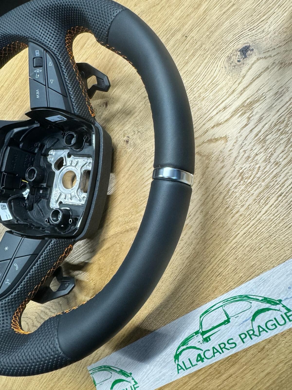 LAMBORGHINI URUS 4ML LENKRAD LEDER LENKRAD ABGEFLACHT WIPPEN GELB NAHT ORIG.NEU! - Obrázek 10