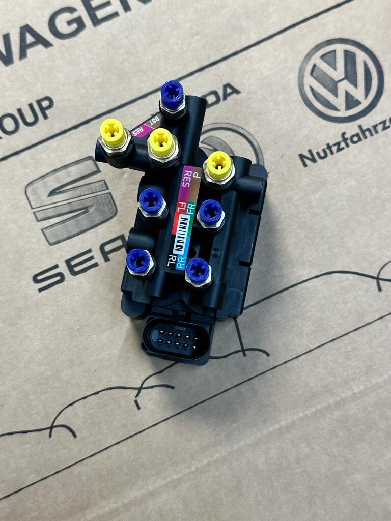 LAMBORGHINI URUS LUFTFEDERUNGS VENTILEINHEIT 4M0616013A - 4M0616013B ORIG.NEU !! - Obrázek 6