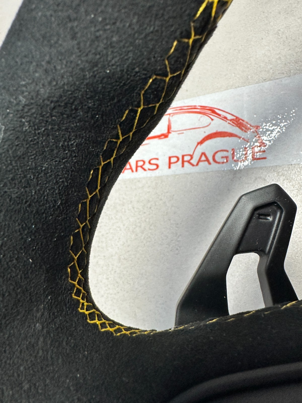 LAMBORGHINI URUS SPORT LENKRAD ALCANTARA ABGEFLACHT GELOCHT GELB NAHT BEHEIZT - Obrázek 9