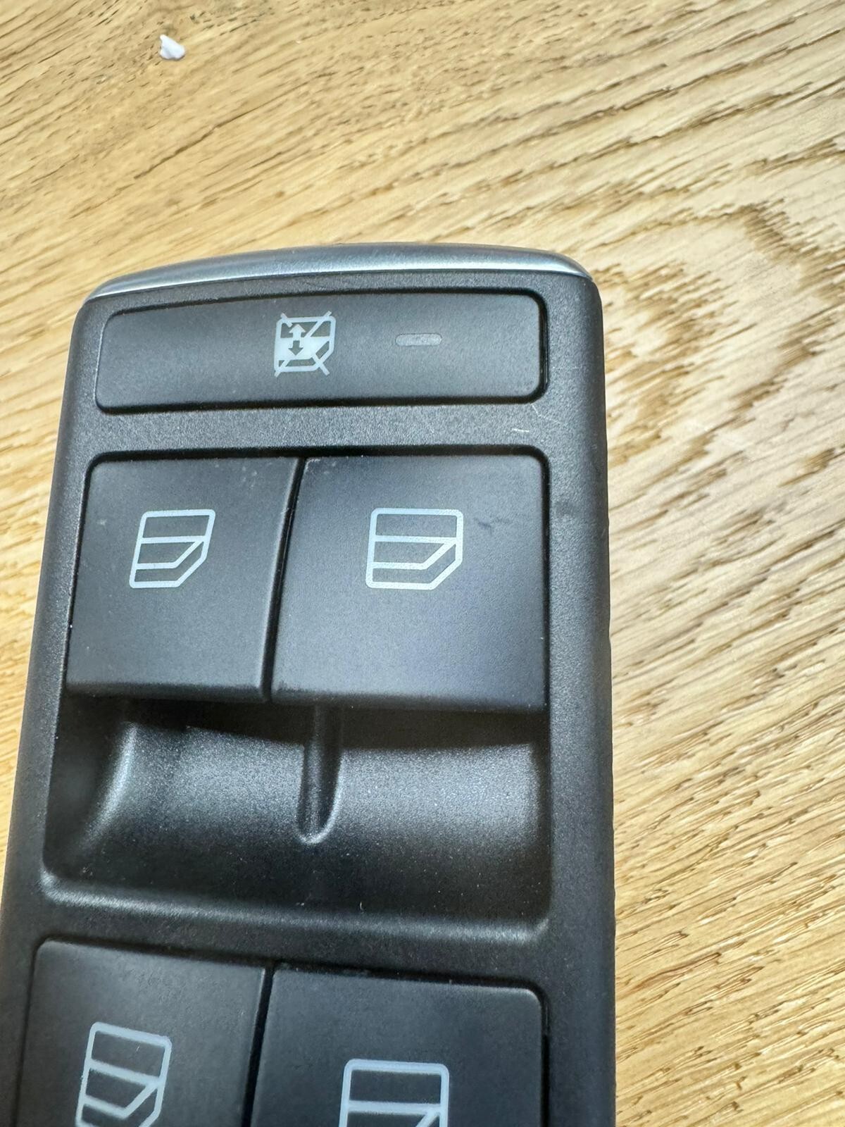 MERCEDES-BENZ C W204 FENSTERSCHALTER 1669054400 ORIGINAL MECCEDES BENZ TEIL - Obrázek 11