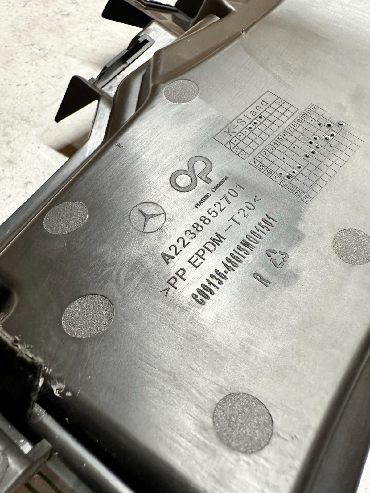 MERCEDES BENZ S-KLASS W223 LUFTLEITUNGSSEGMENT A2238852701 - Obrázek 8