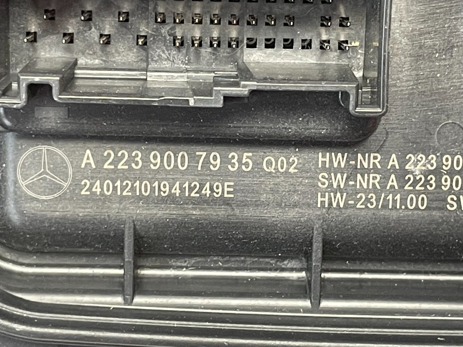 MERCEDES-BENZ SCHEINWERFER STEUERGERÄT A2239007935 NEU - GEBROCHENE HALTER ORIG - Obrázek 8