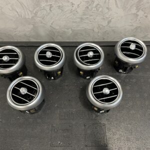 MERCEDES C-KLASS W205 LÜFTUNGSGITTER ARMATURENBRET MI HIGH  A2058300301 TEST CAR