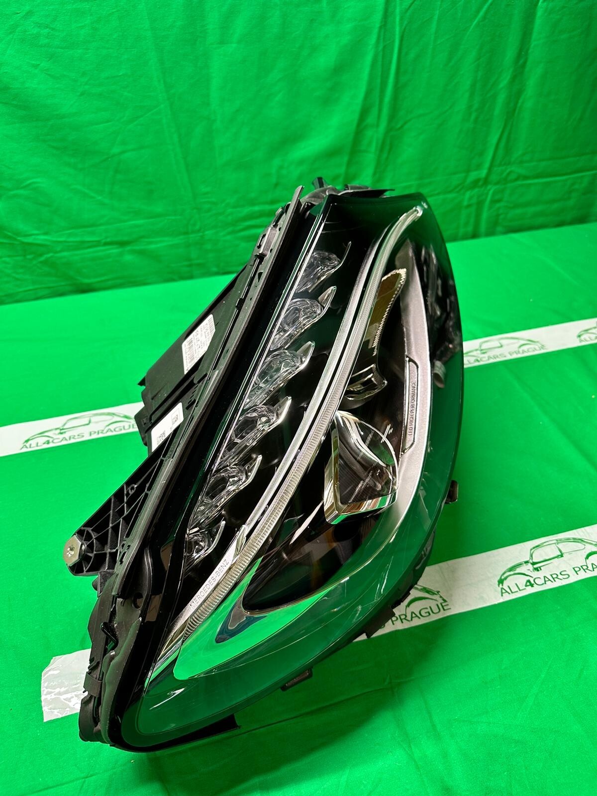 MERCEDES C-KLASSE W205 VOLL LED FRONTSCHEINWERFER RECHTS A2059069504 ORIG.NEU!!! - Obrázek 9
