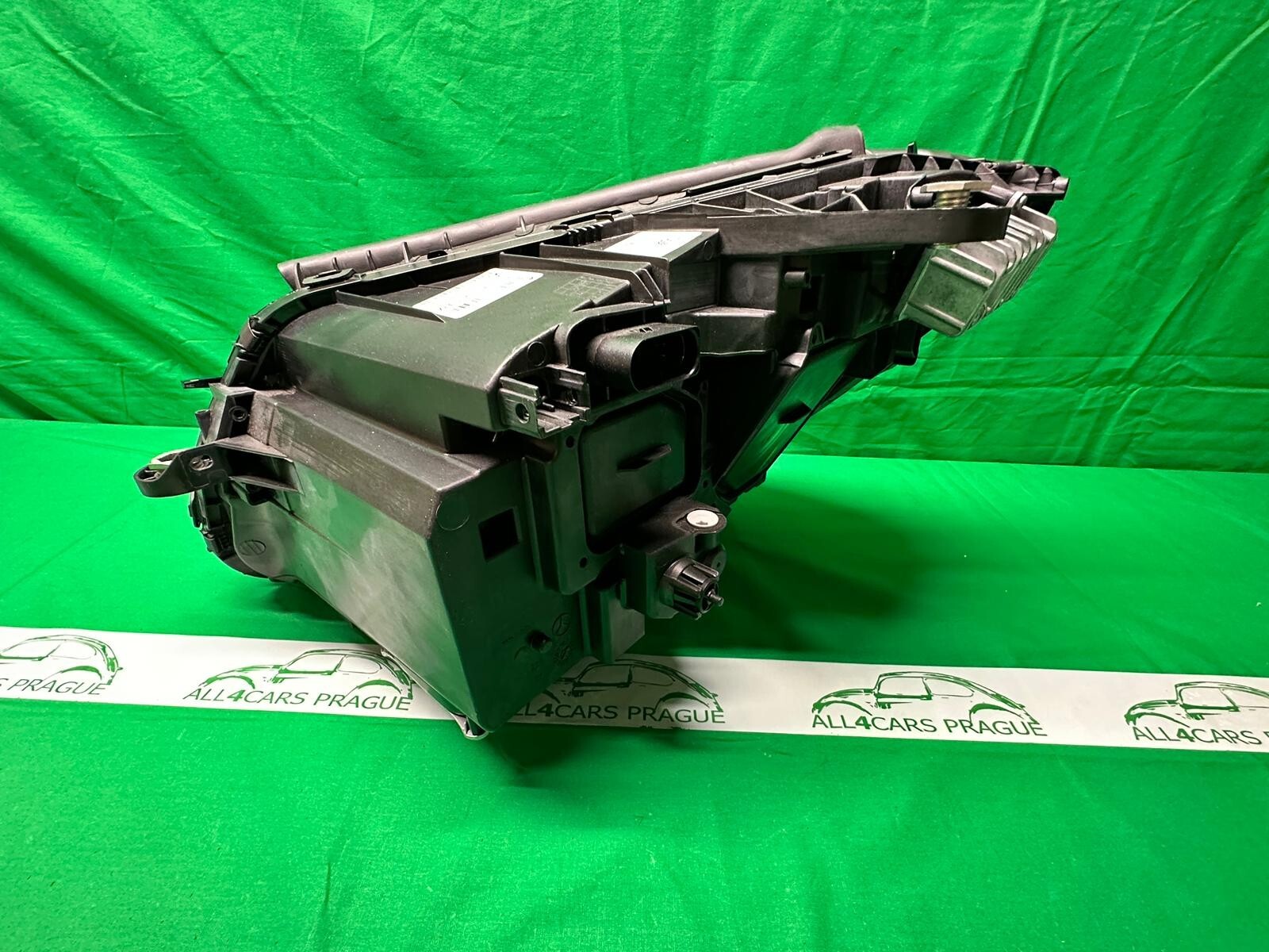 MERCEDES C-KLASSE W205 VOLL LED FRONTSCHEINWERFER RECHTS A2059069504 ORIG.NEU!!! - Obrázek 10