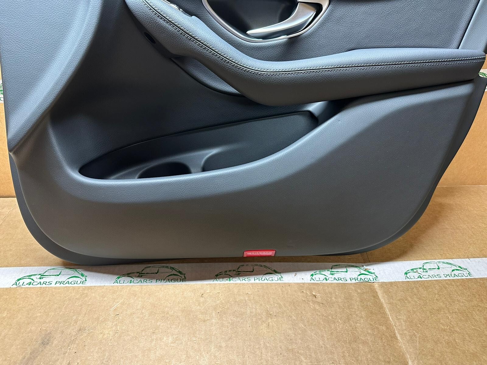 MERCEDES GLC X253 TÜRVERKLEIDUNG VORNE RECHTS SCHWARZ A2057200695 - Obrázek 8