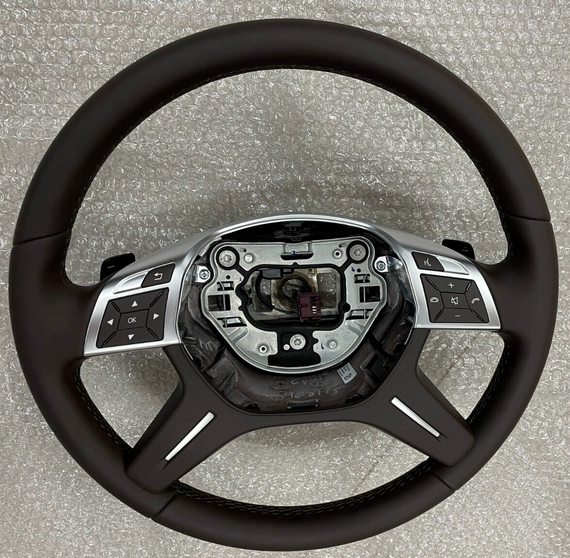 MERCEDES LEDER LENKRAD BRAUN SCHALTWIPPEN A2464605503 FAST NEU D V TEST WAGEN.. - Obrázek 3