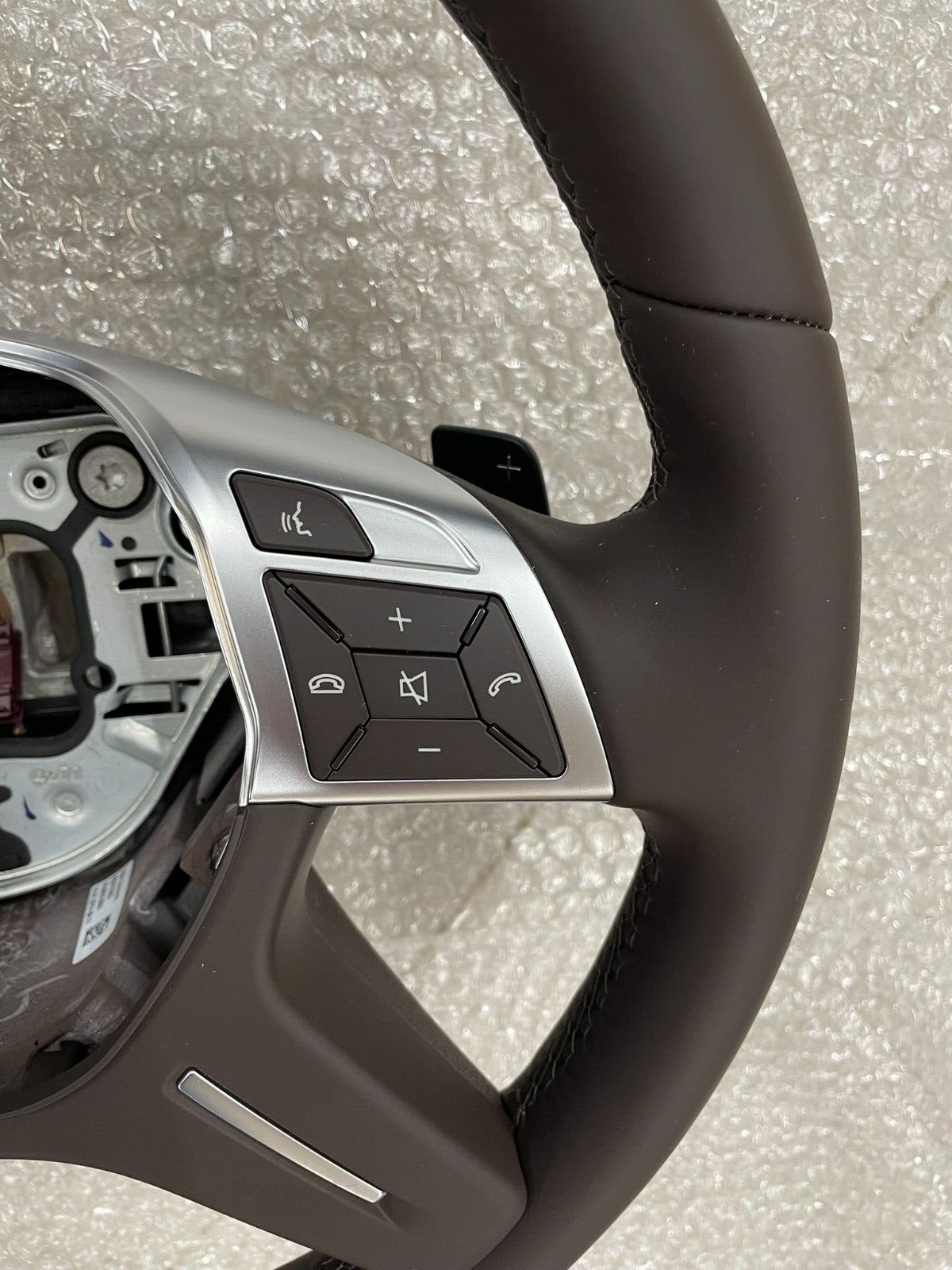 MERCEDES LEDER LENKRAD BRAUN SCHALTWIPPEN A2464605503 FAST NEU D V TEST WAGEN.. - Obrázek 5