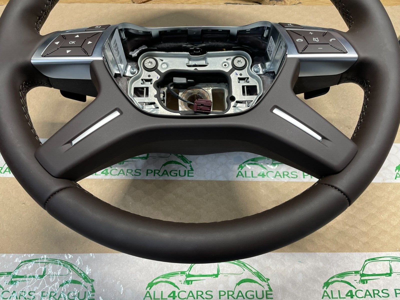 MERCEDES LEDER LENKRAD BRAUN SCHALTWIPPEN A2464605503 FAST NEU D V TEST WAGEN.. - Obrázek 7