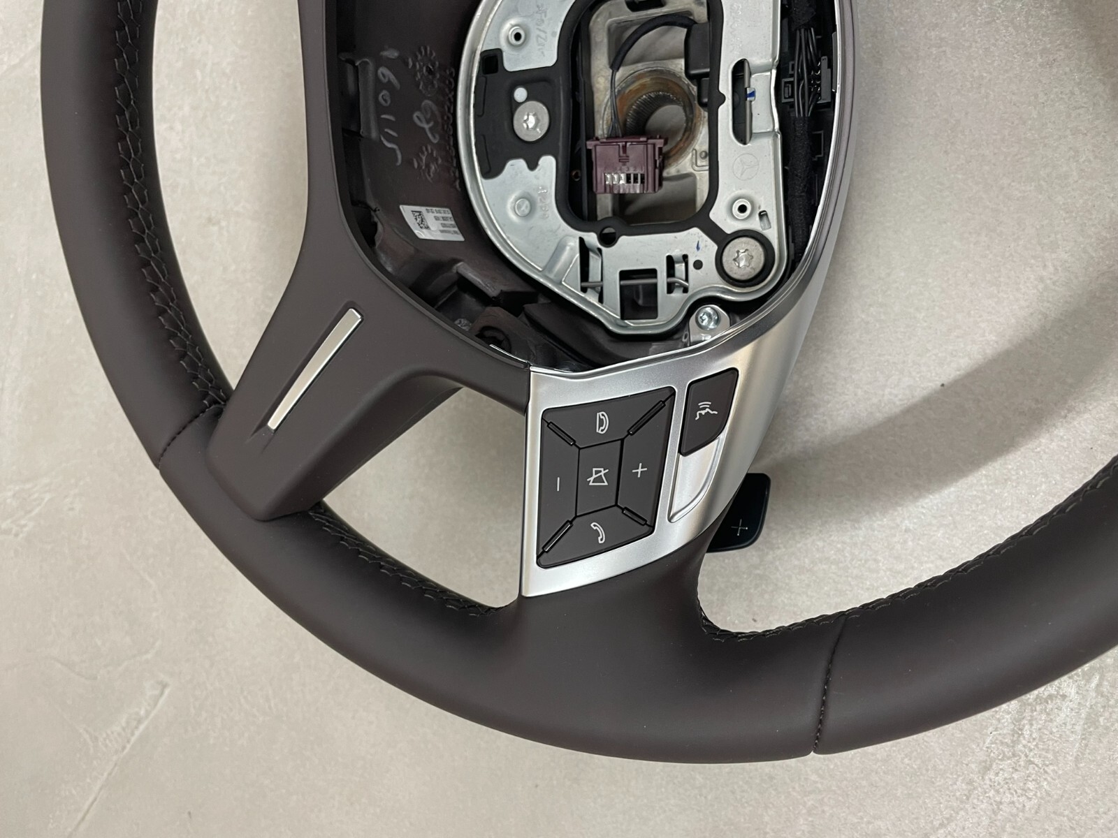 MERCEDES LEDER LENKRAD BRAUN SCHALTWIPPEN A2464605503 Fast Neu d v Test Wagen... - Obrázek 13