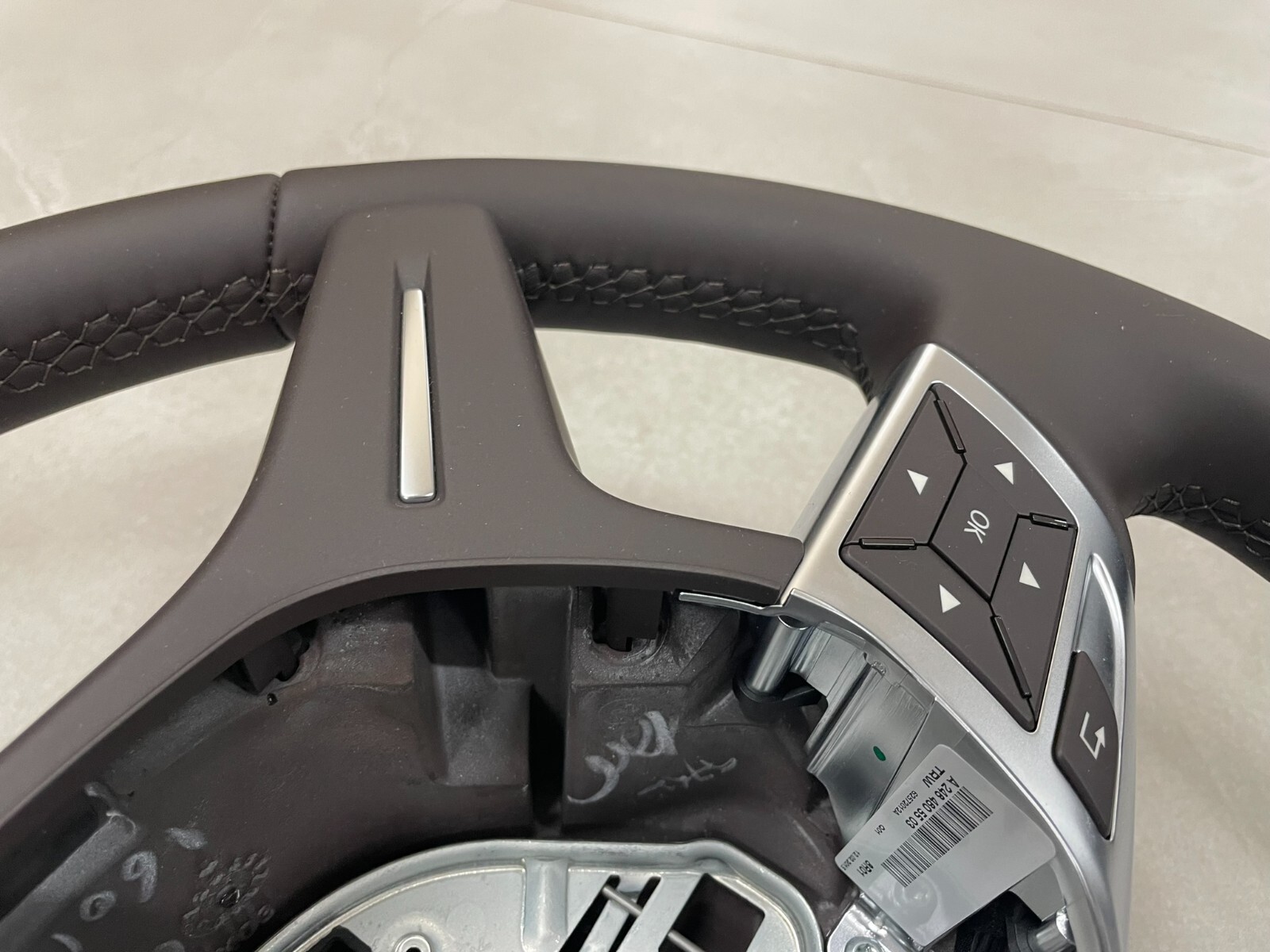 MERCEDES LEDER LENKRAD BRAUN SCHALTWIPPEN A2464605503 Fast Neu d v Test Wagen... - Obrázek 15