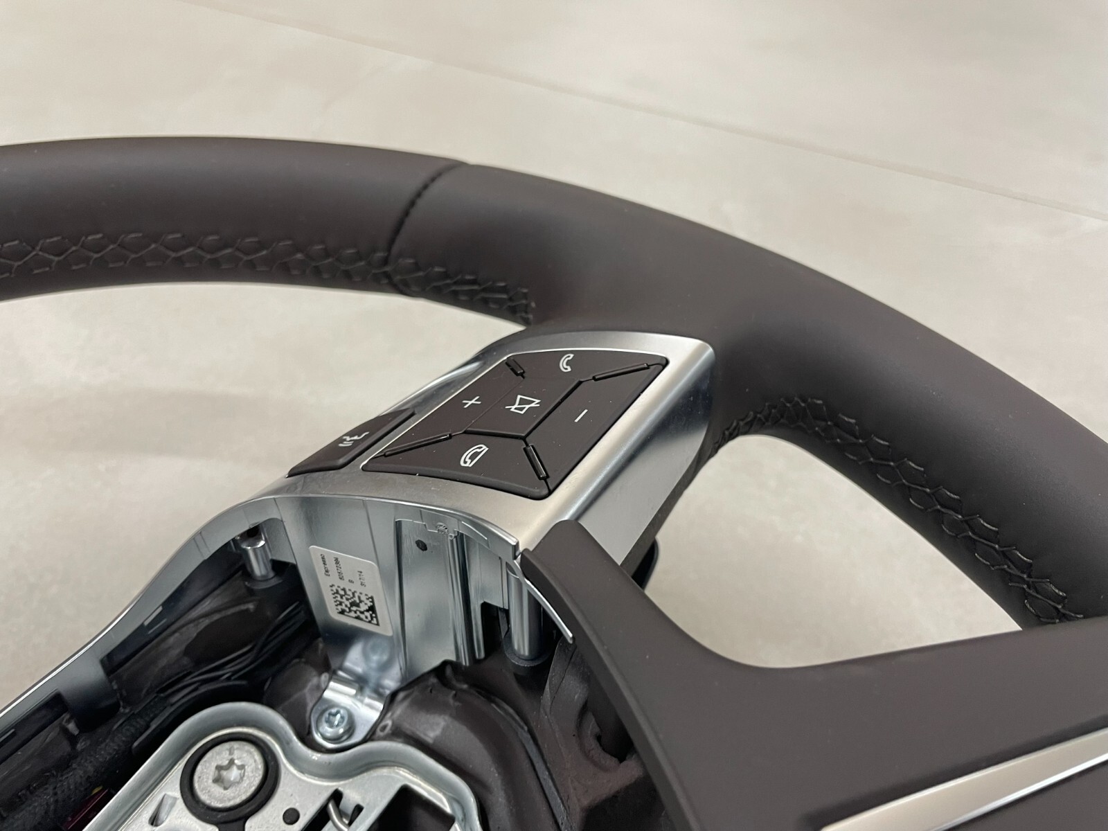 MERCEDES LEDER LENKRAD BRAUN SCHALTWIPPEN A2464605503 Fast Neu d v Test Wagen... - Obrázek 17