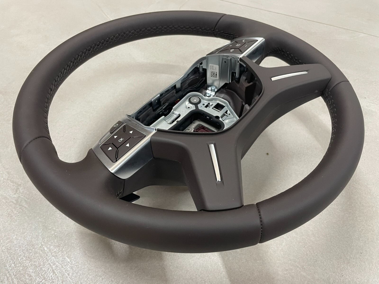 MERCEDES LEDER LENKRAD BRAUN SCHALTWIPPEN A2464605503 Fast Neu d v Test Wagen... - Obrázek 19