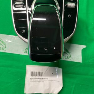 MERCEDES W205 C-KLASSE TOUCH PAD BEDIENTEIL MITTELKONSOLE SCHALTER A2059008726