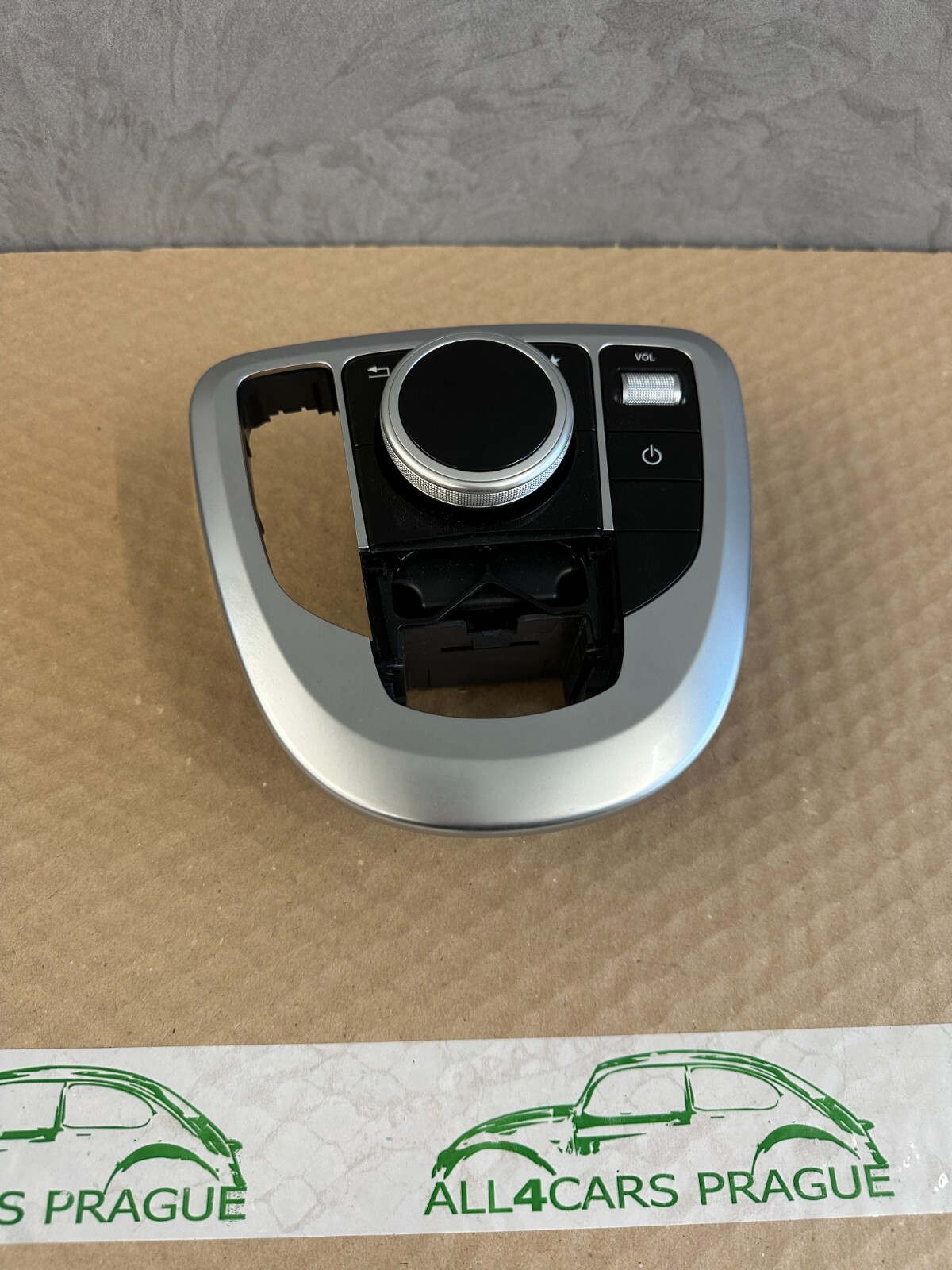 MERCEDES W447 V-KLASSE TOUCH PAD MITTELKONSOLE SCHALTER A4479000208 Fast Neu ... - Obrázek 6