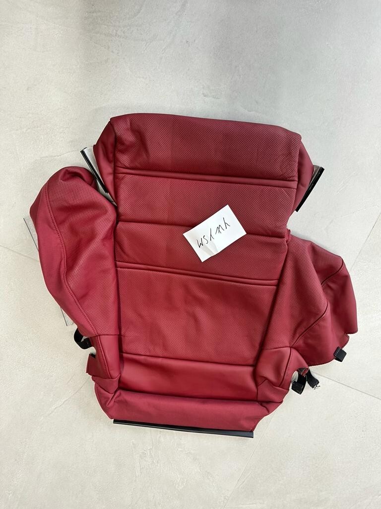 PORSCHE CAYENNE SITZBEZUG LEDER BORDEAUXROT GELOCHT KOMFORTSITZ 9Y0881406AM 0G6 - Obrázek 14