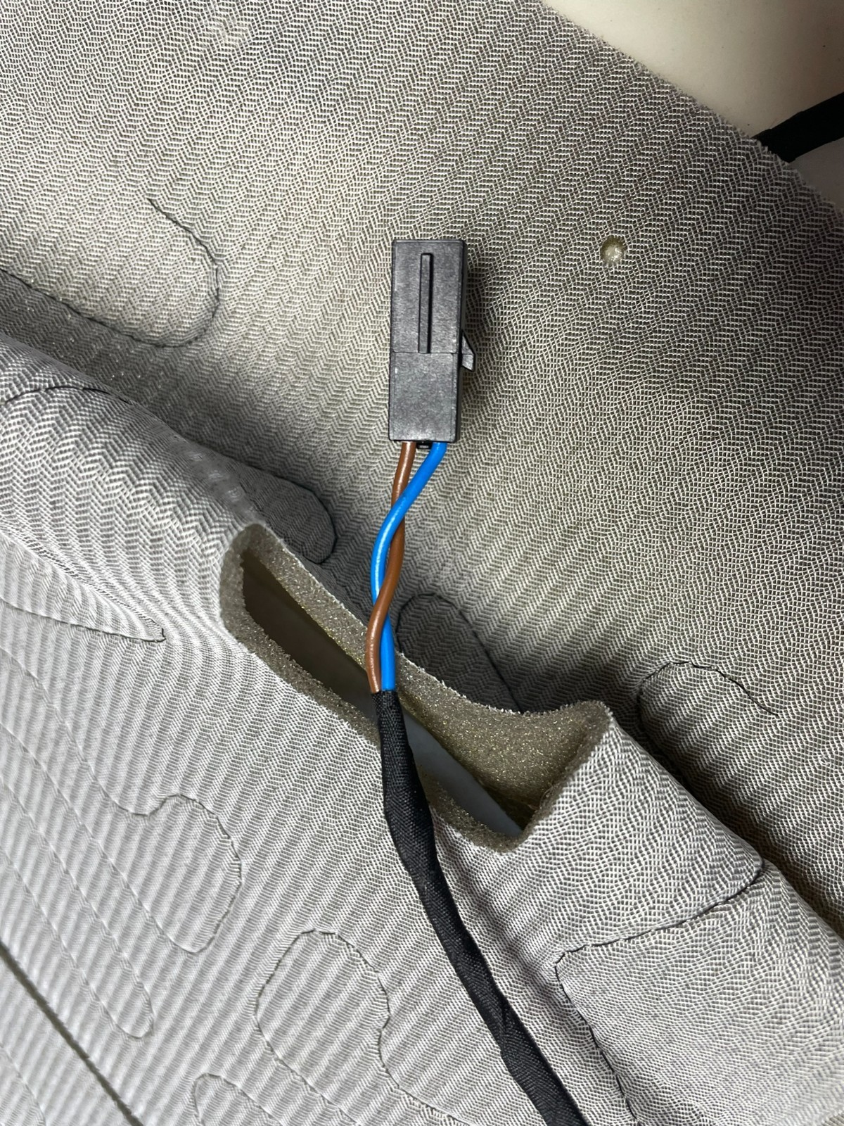 PORSCHE MACAN CAYENNE SITZ POLSTERAUFLAGE VORN LINKS LHD 7P5881775AE 7P5963557T - Obrázek 4