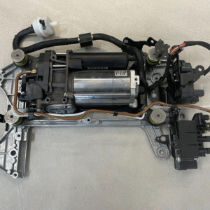 PORSCHE PANAMERA  LUFTKOMPRESSOR FÜR FAHRWERK 976616006C PAE616006 KOMPLET NEU !