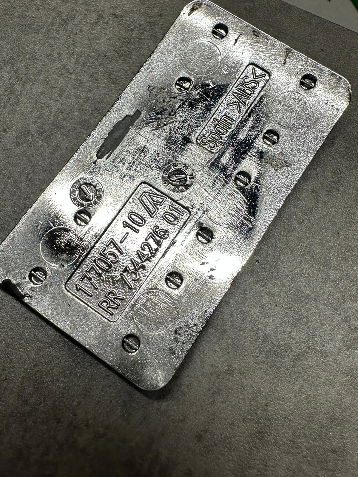 ROLLS ROYCE WRAITH DAWN ABDECKUNG KOFFERRAUMDECKEL, COVER TRUNK LID 51247301517 - Obrázek 10