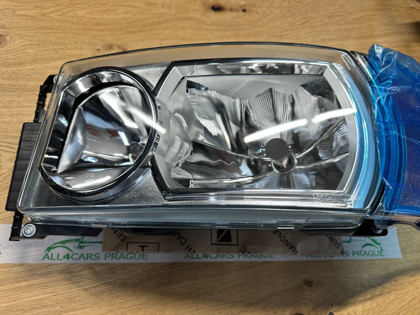 SCANIA FRONT SCHEINWERFER SCHEINWERFER LINKS VORNE KOMPLET 2442630 + 2442689 NEU - Obrázek 17