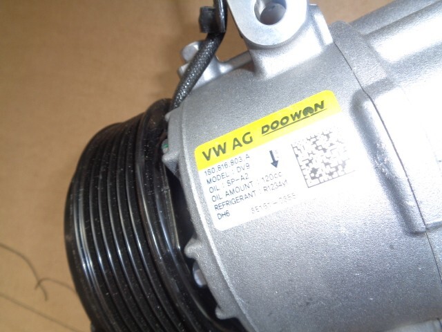 ŠKODA CITIGO KLIMAKOMPRESSOR 1S0816803A ORIG.SKODA TEIL - NEU-FOTOS GUCKEN !!! - Obrázek 10