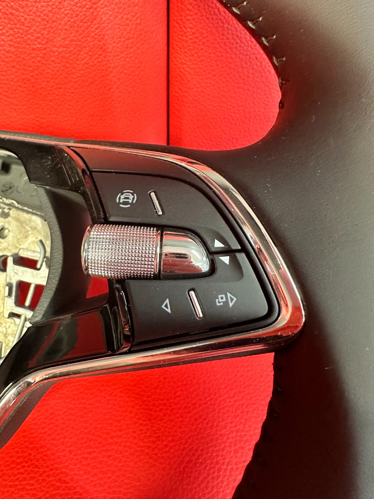 SKODA LENKRAD SPORT LENKRAD MIT MULTIFUNKTIONSLENKRAD SKODA STEERING WHEEL - Obrázek 10