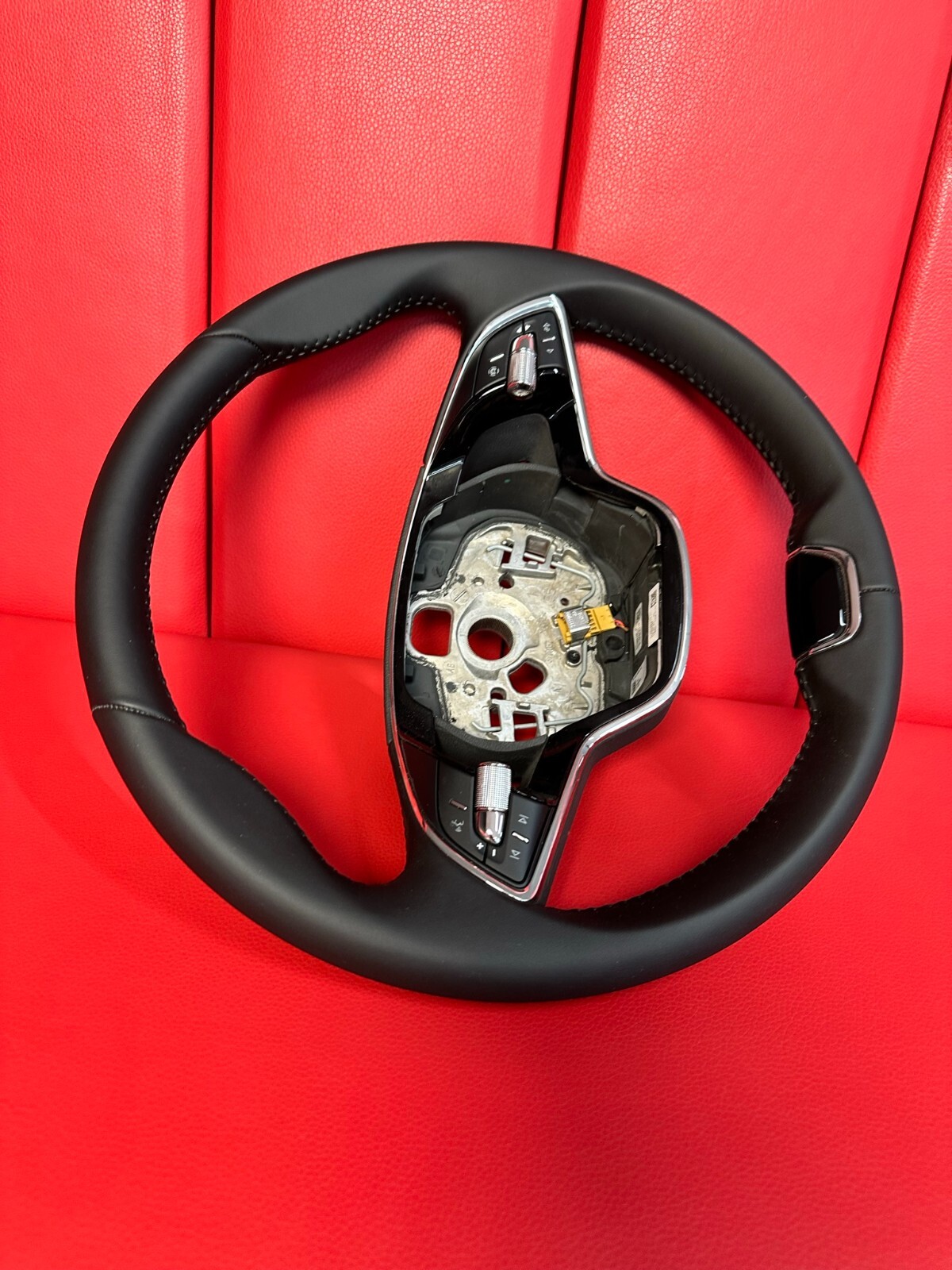 SKODA LENKRAD SPORT LENKRAD MIT MULTIFUNKTIONSLENKRAD SKODA STEERING WHEEL - Obrázek 13