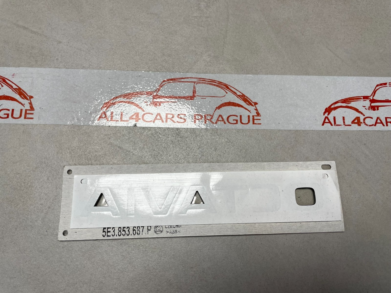 ŠKODA OCTAVIA 5E SCHRIFTZUG BLACK EDITION HINTEN HECKKLAPPE 5E3853687P ORIG.NEU - Obrázek 7