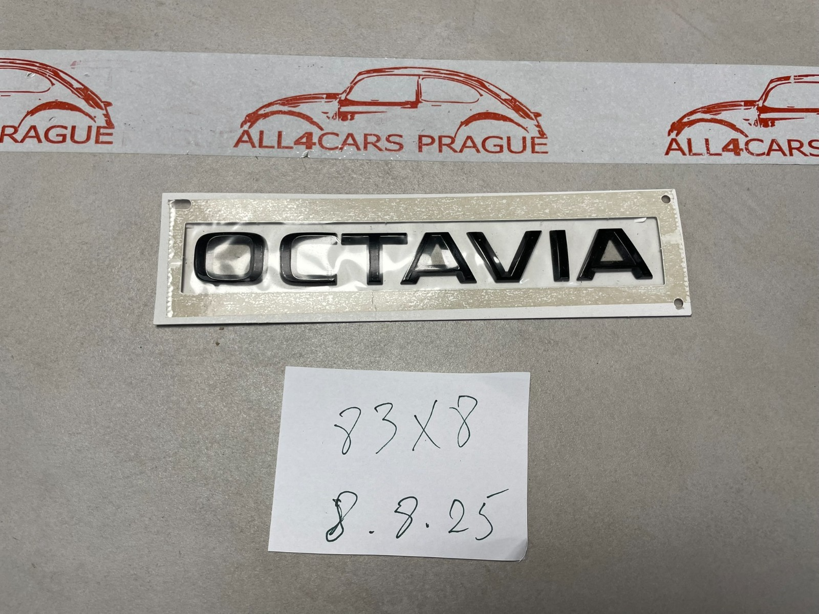 ŠKODA OCTAVIA 5E SCHRIFTZUG BLACK EDITION HINTEN HECKKLAPPE 5E3853687P ORIG.NEU - Obrázek 8